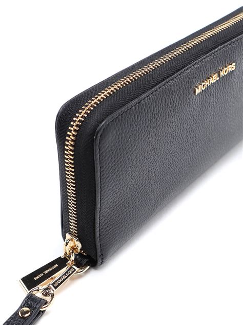 Michael Kors Jet Set Continental Wallet 